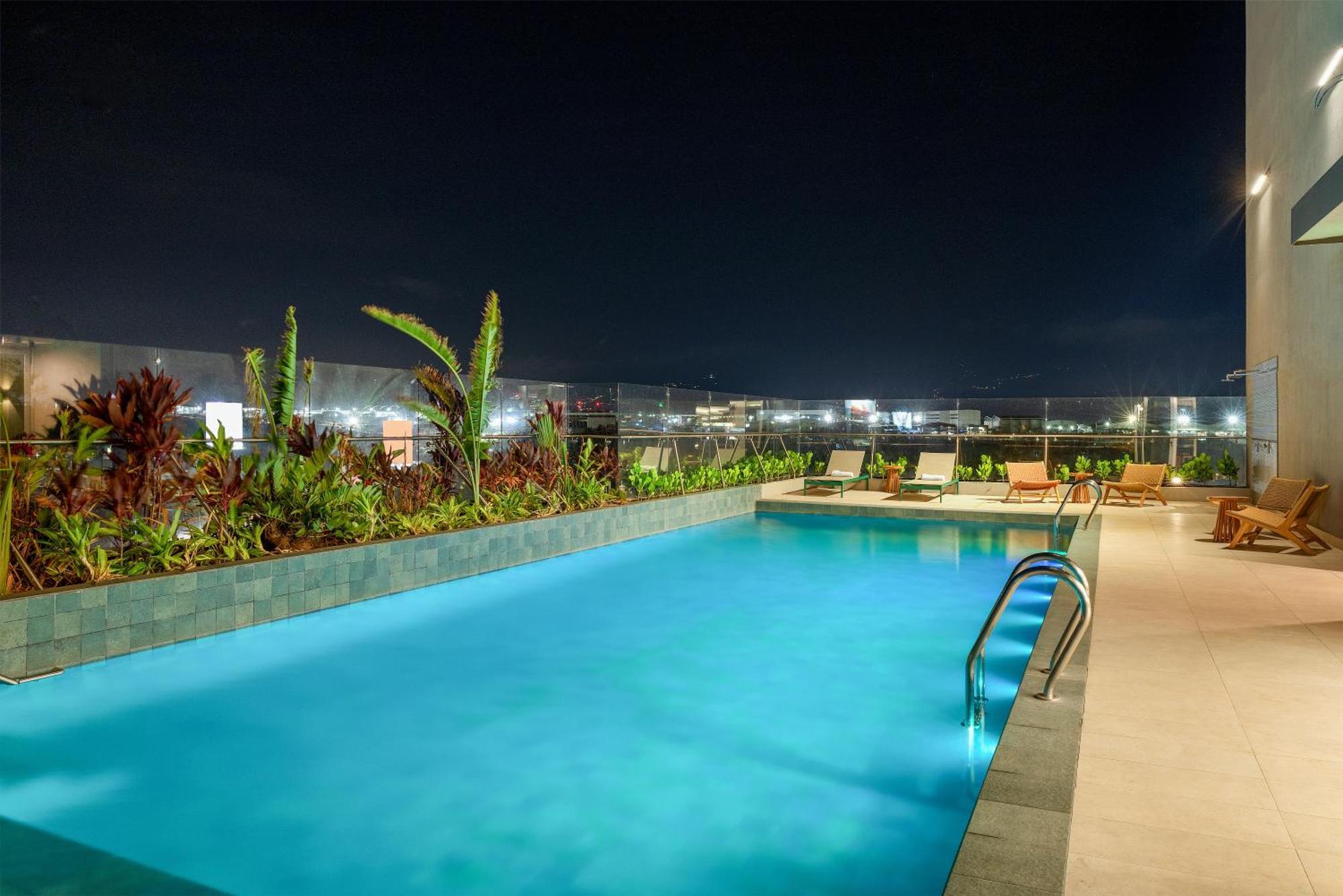 Hilton Garden Inn San Jose Airport City Mall Alajuela Exterior photo