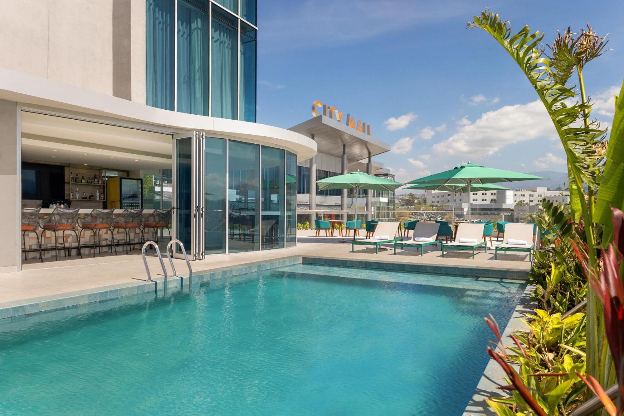 Hilton Garden Inn San Jose Airport City Mall Alajuela Exterior photo
